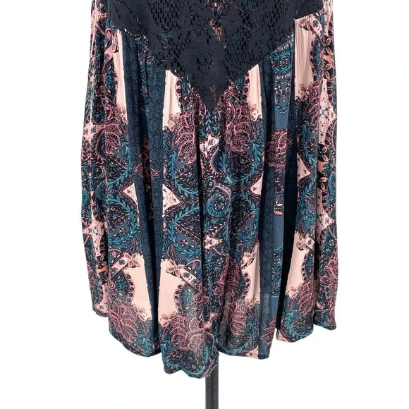 Free People Count Me In Trapeze Tunic Top Black Lace Pink Size Small - Picture 5 of 11
